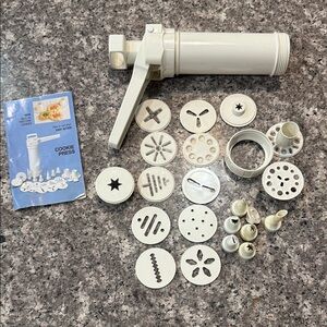 White Cookie Press with Discs